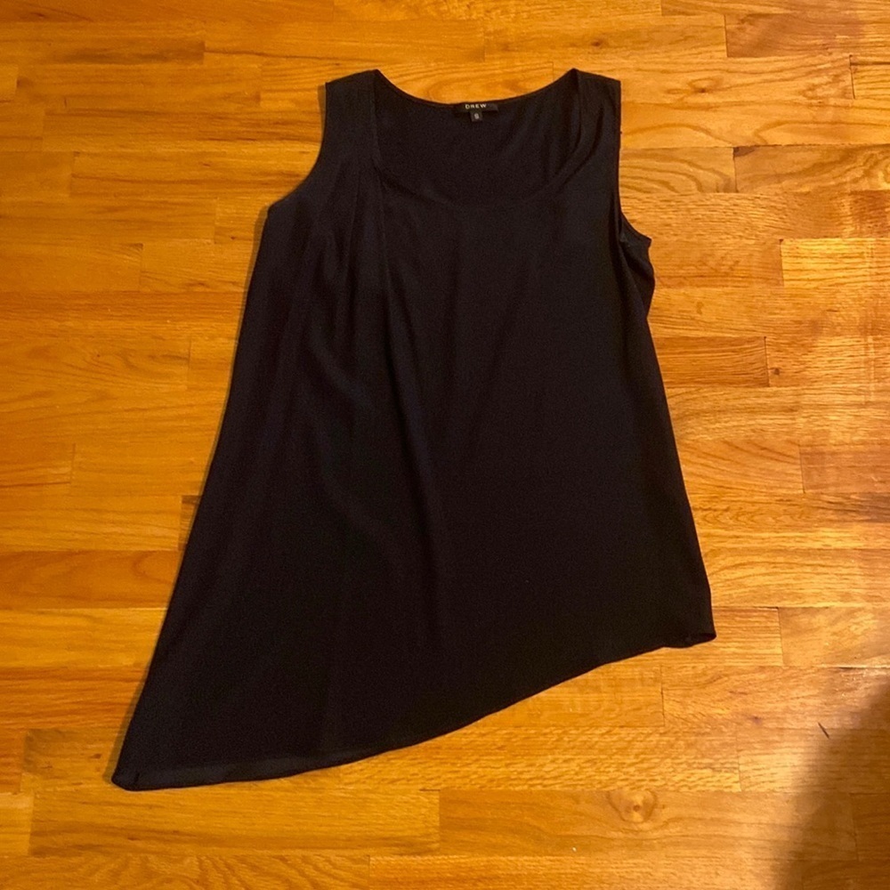 Women’s Drew sleeveless top. Size S